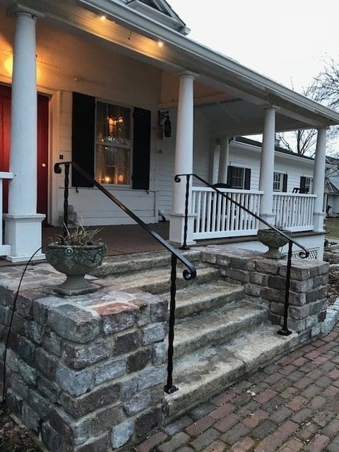 Handrail without midpoint balluster e1521215757638